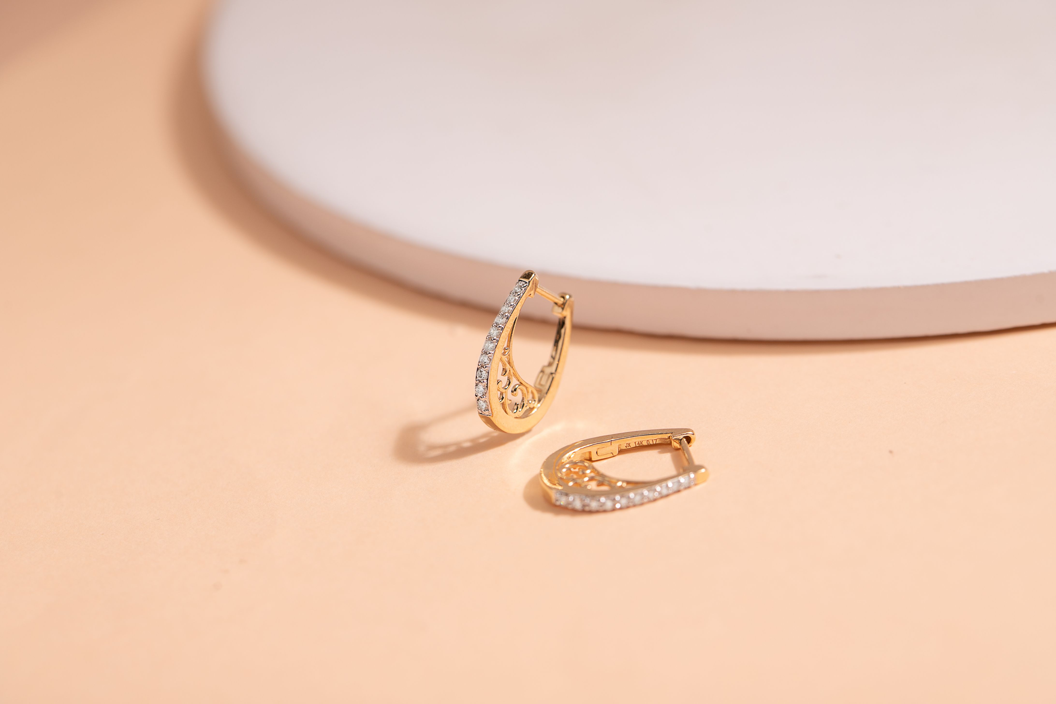 Shop Small Gold Earrings Online | Earrings For Daily Use | STAC Fine  Jewellery