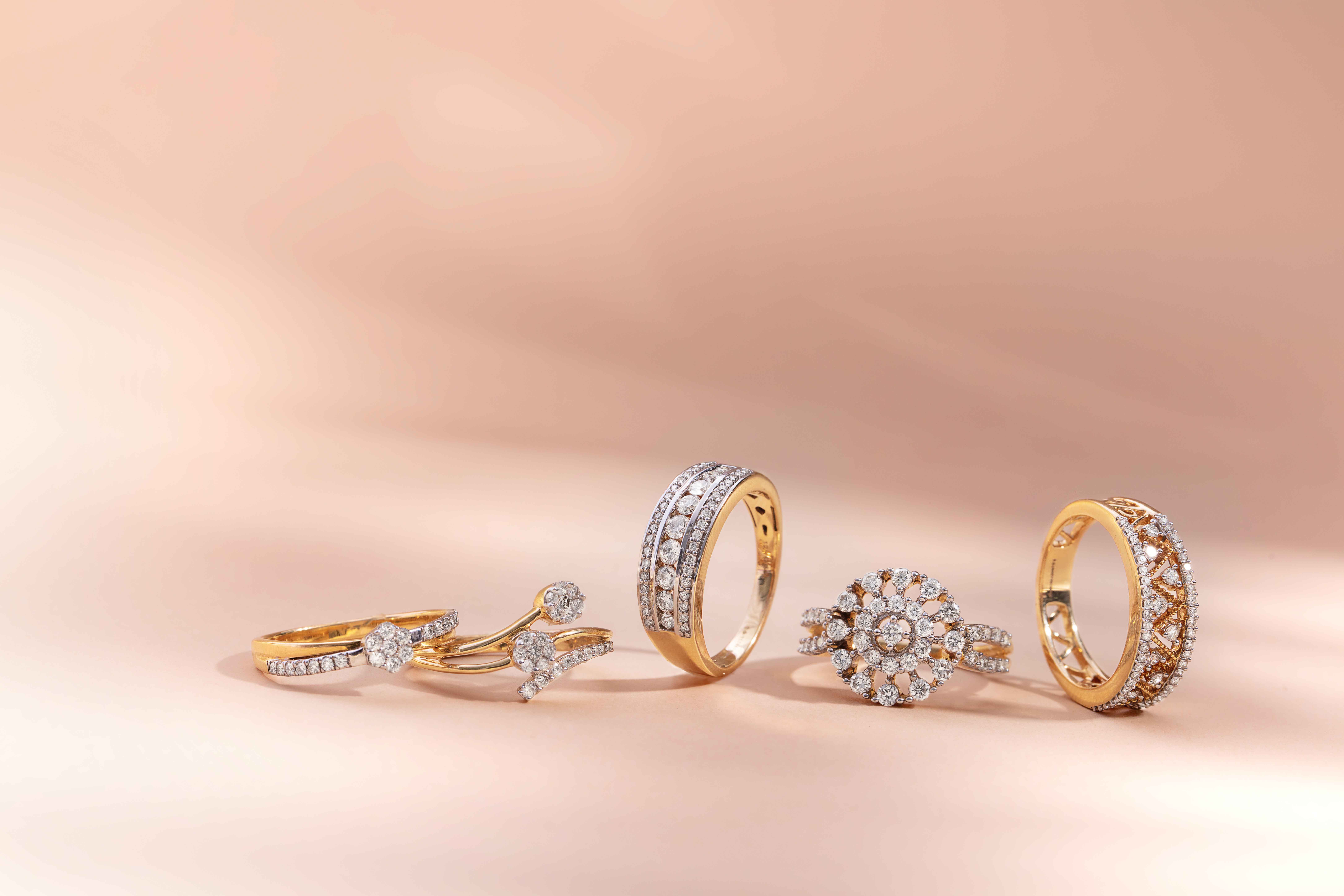 Minimal Platinum Diamond Ring | Classy Platinum Rings | CaratLane